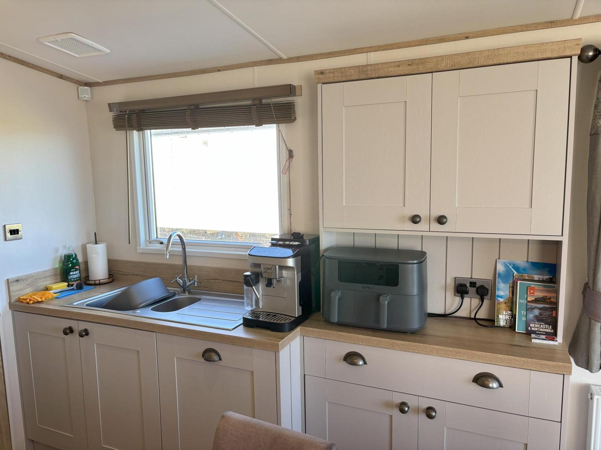 256 North Park * North Seaton